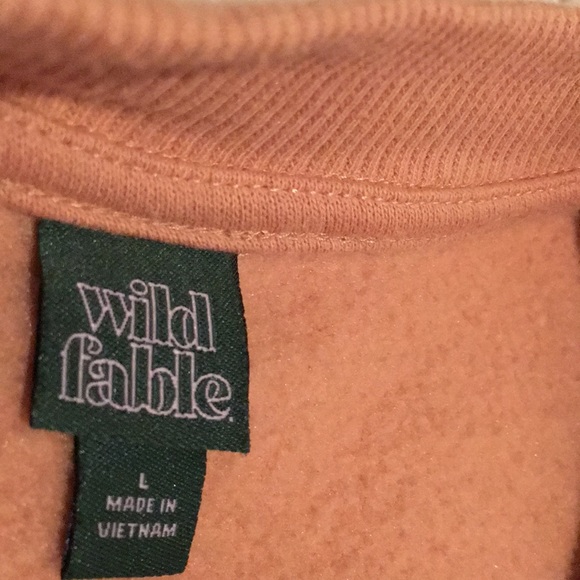 Sweatshirt - Picture 2 of 3